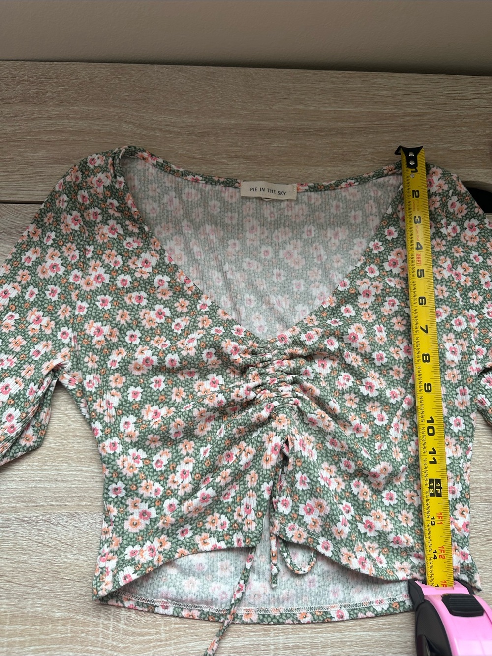 Green Floral Ruched Long Sleeve Crop Top - Picture 6 of 6
